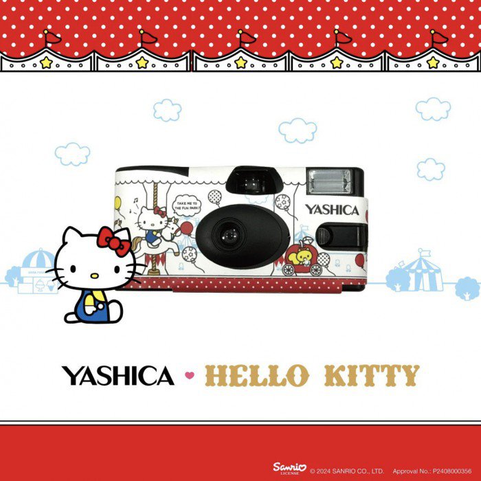 YASHICA HELLO KITTY 使い捨てカメラ 3個セット YASHICA x Hello Kitty Playground Single Use 35mm Film Camera with