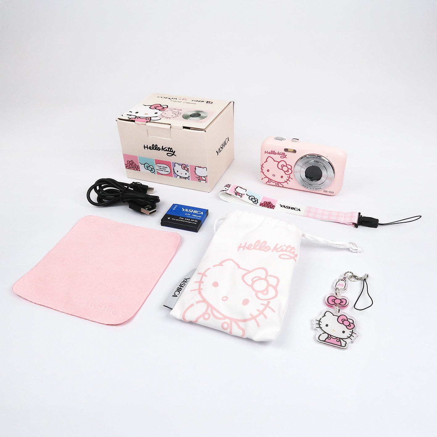 YASHICA x Hello Kitty DZ100 Digital Camera | 44MP Y2K Retro